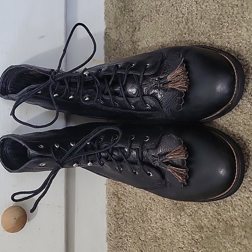 Ariat lace roper women boots size 10B used western boots